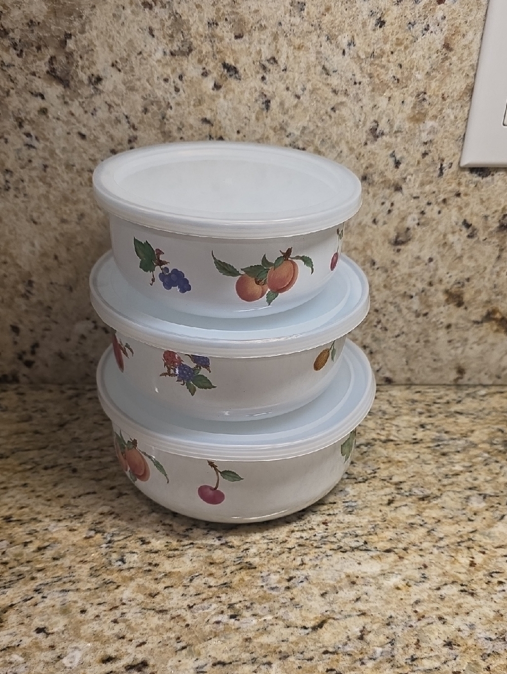 Metro Vintage Coordinates Enamel Nesting Storage Bowls Featuring Fruit Pattern